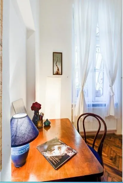 Rustic Elegance Apartamento Budapeste 0*,  Hungria